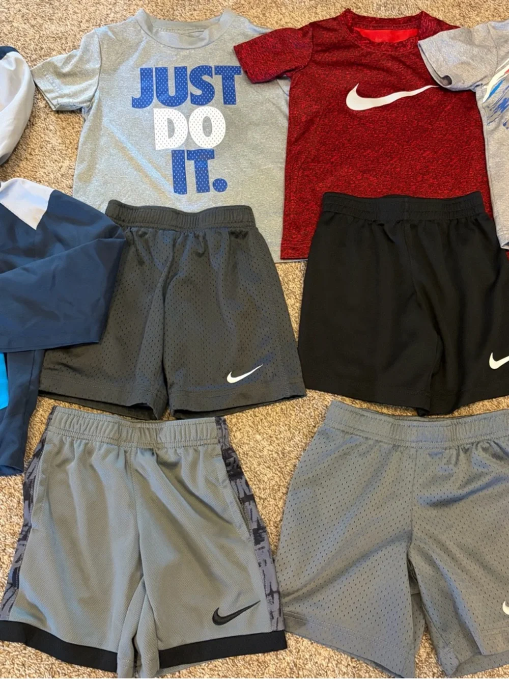 Nike Boys Athletic Tops & Shorts Bundle - Blue, Red, Gray, Orange, Black Size 4 - Picture 3 of 14